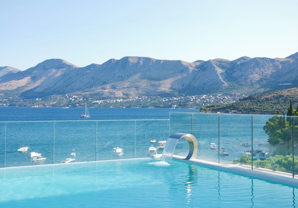 Hotel Cavtat 62/68