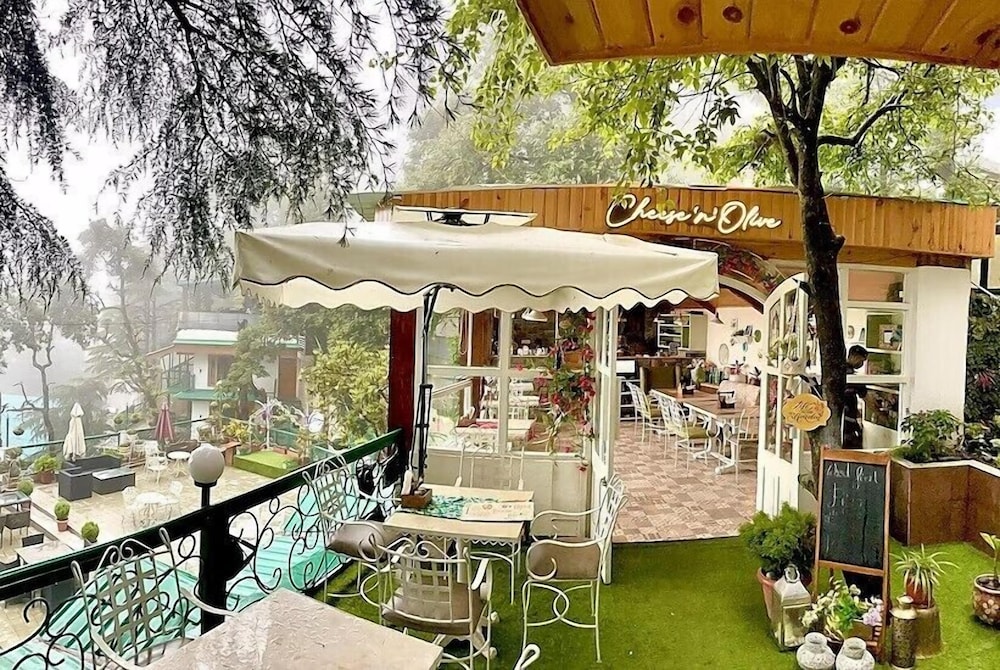 Hotel Mongas 48/50