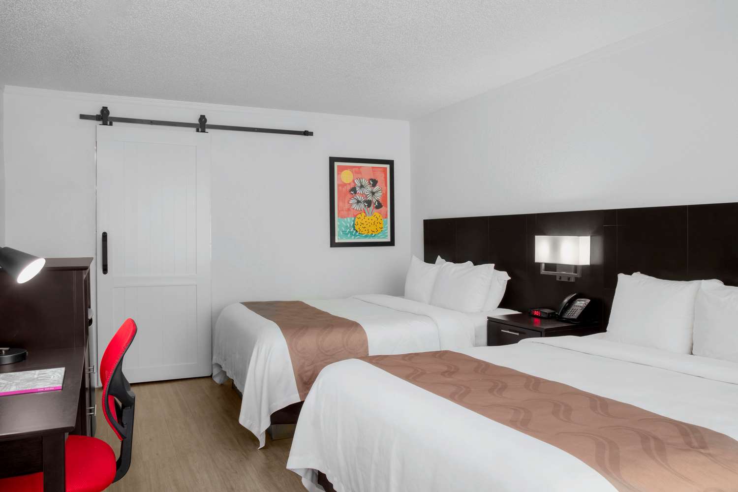 UPGRADE, 2 QUEEN BEDS