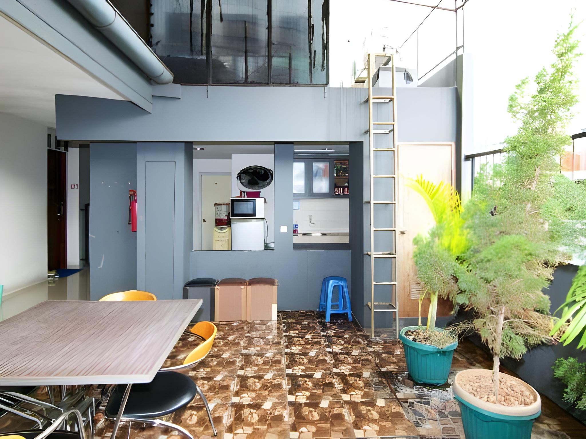iCorner Residence 12/22