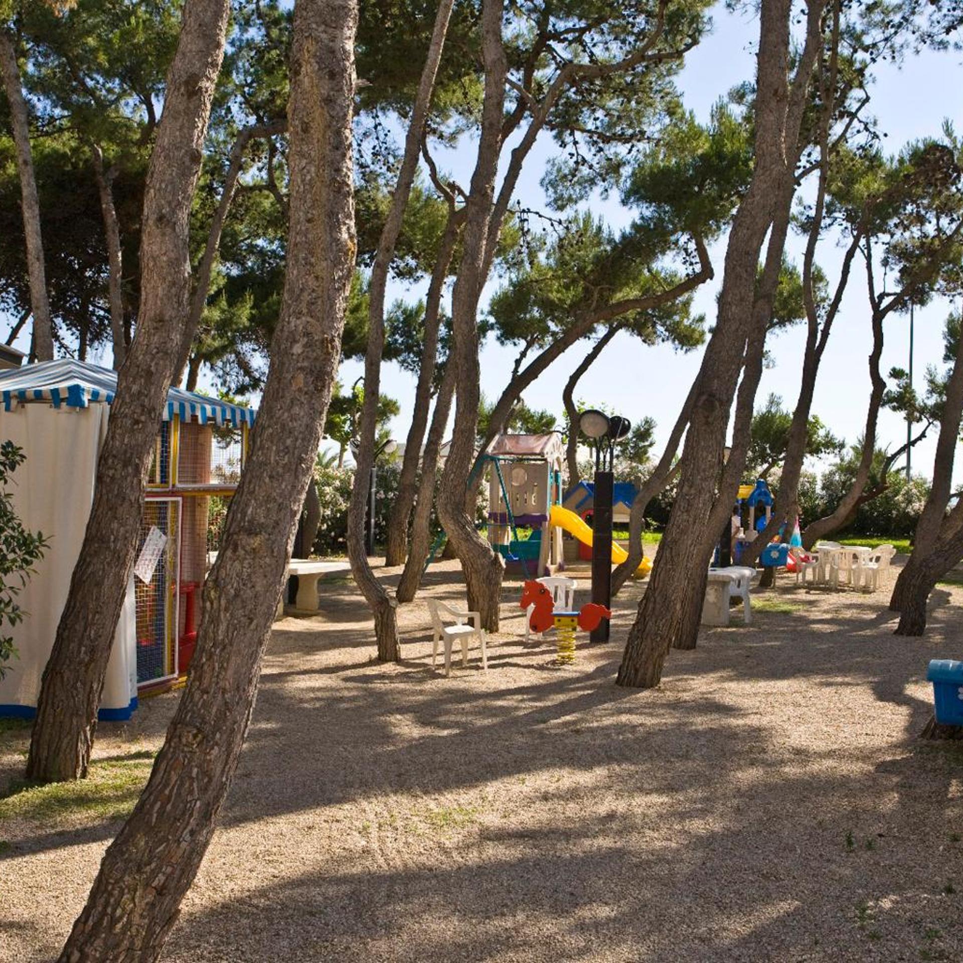 HOTEL PARCO DEI PRINCIPI 41/56