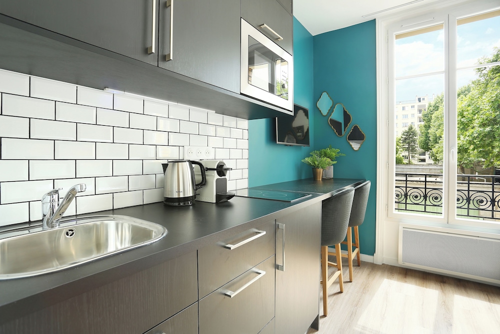 Short Stay Group Eiffel Village Serviced Apartments 44/50