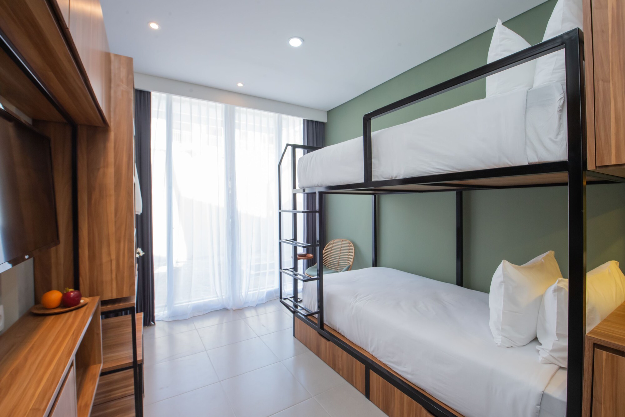 ROOM, BUNK BED