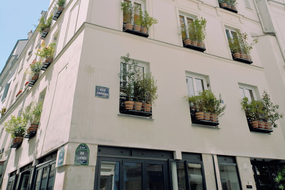 Hotel Lucien 4/43