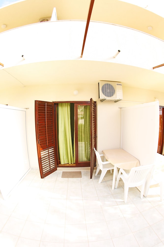 Apartmani Zvjezdana 2/43