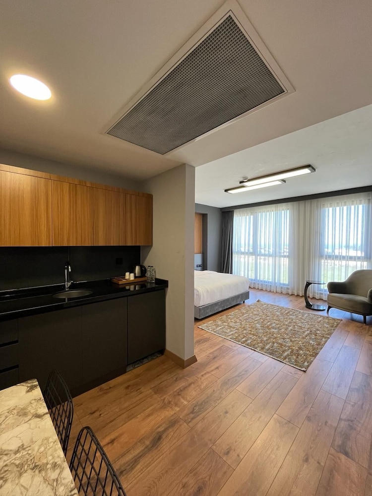 Flora Ordu Hotel & Apart & Suit 2/23