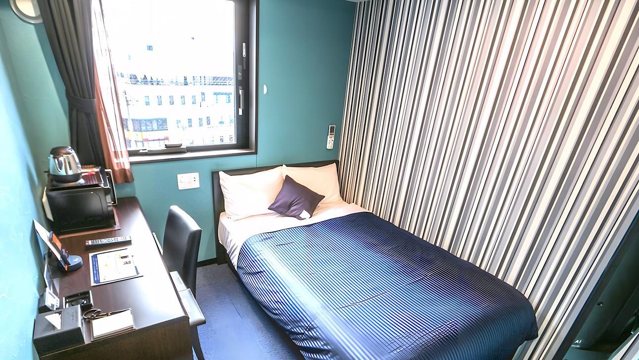 Semi Room, Double Bed, Smoking