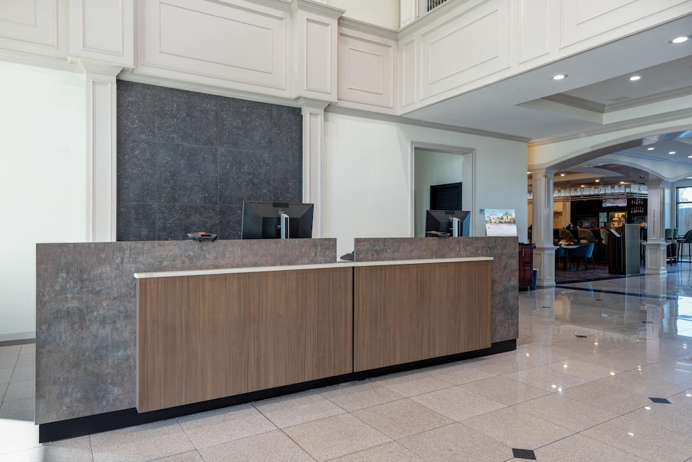 Wyndham Lake Charles 6/49