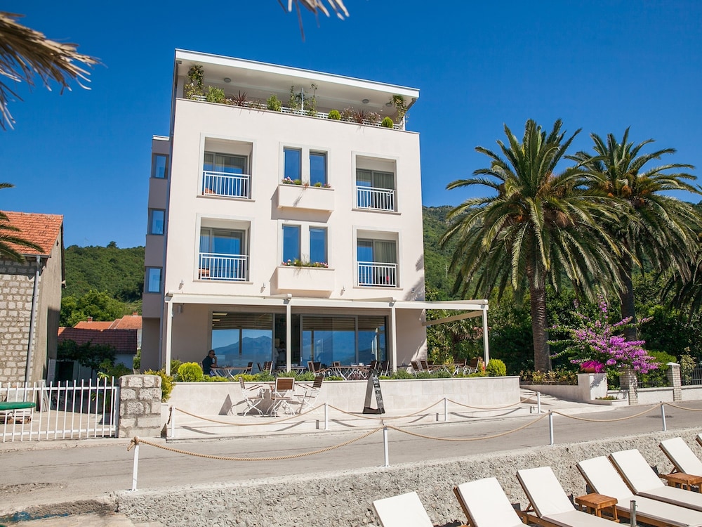 Boutique Hotel Casa Del Mare Blanche 3/50