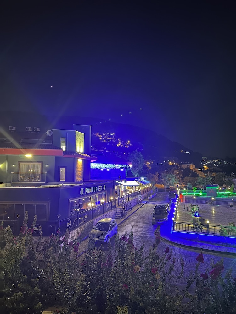 Dolphin Apart Hotel Sarigerme 62/67