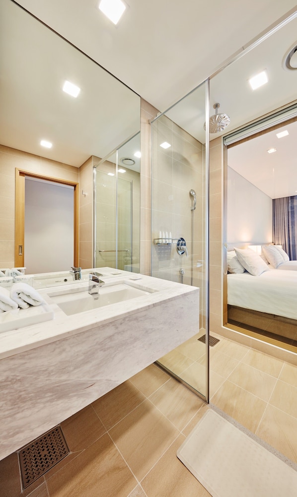 SkyBay Hotel Gyeongpo 57/59