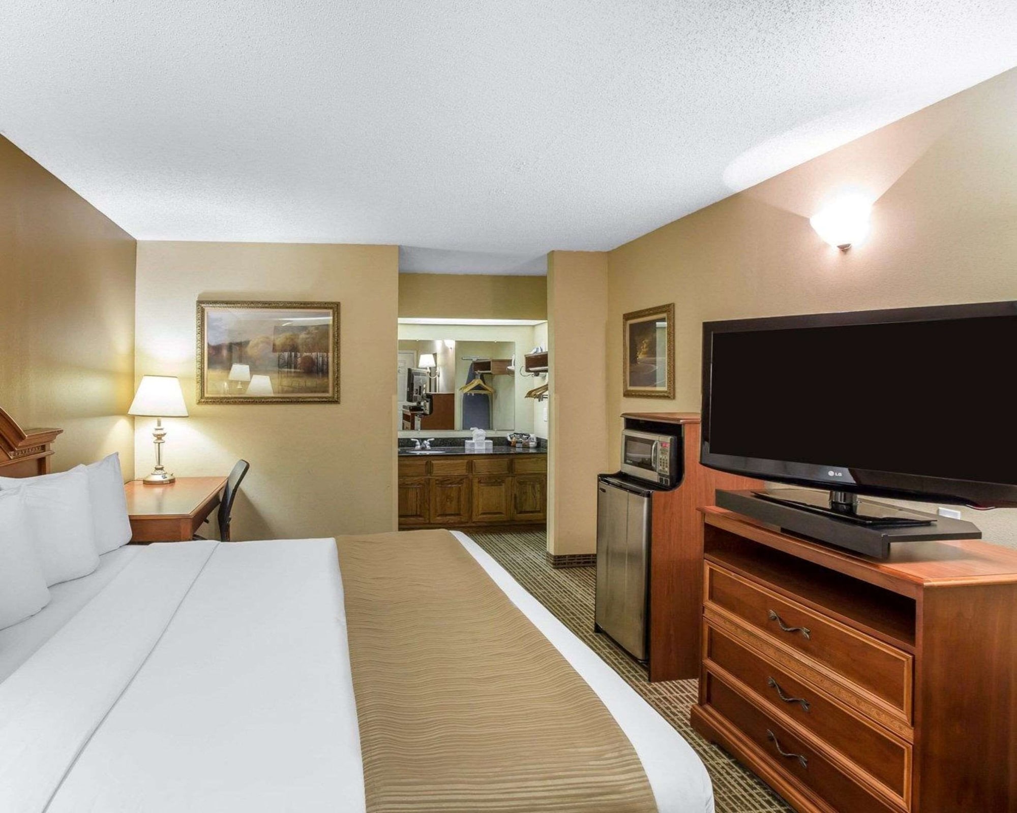 Standard, King Bed