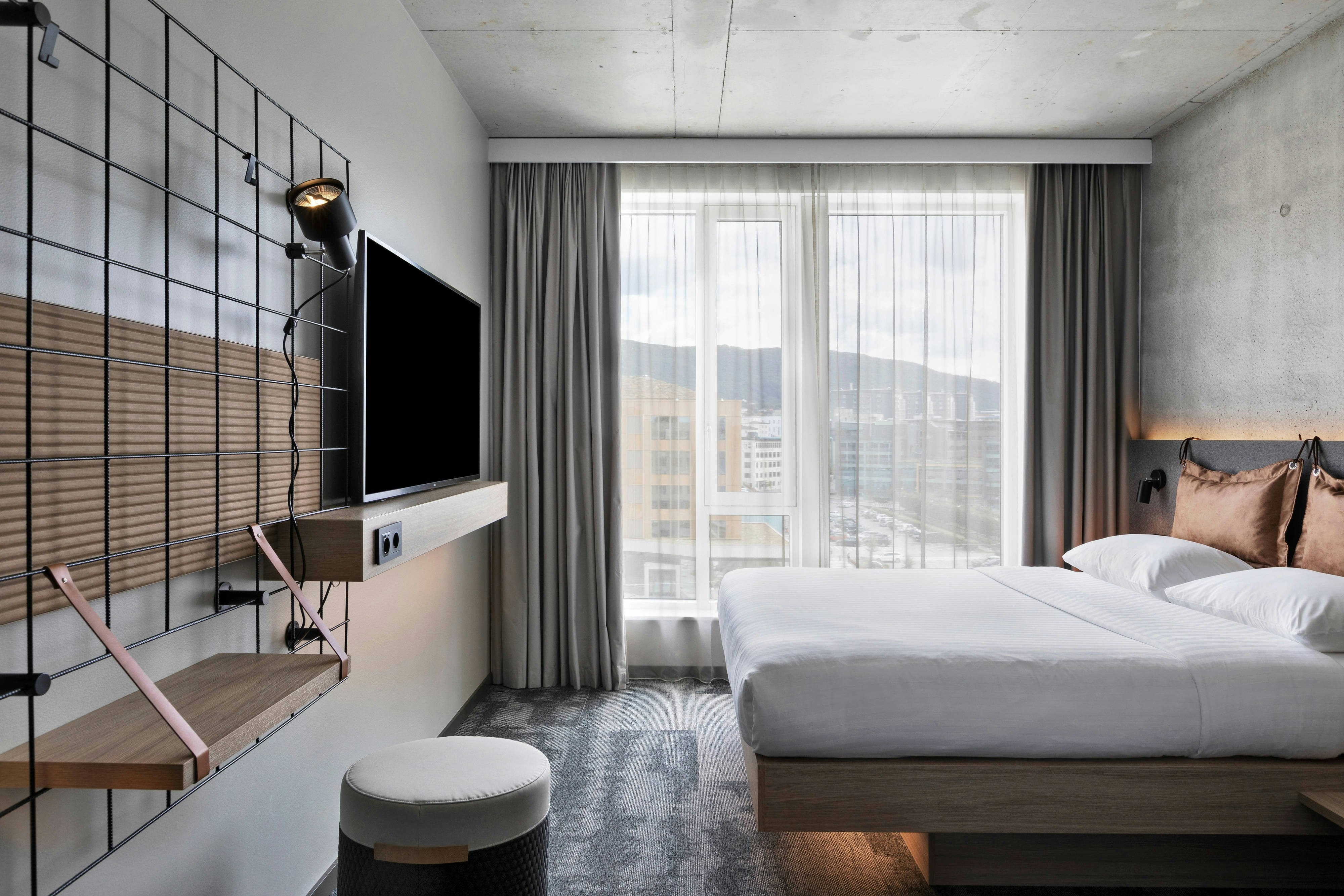 Room, Queen Bed