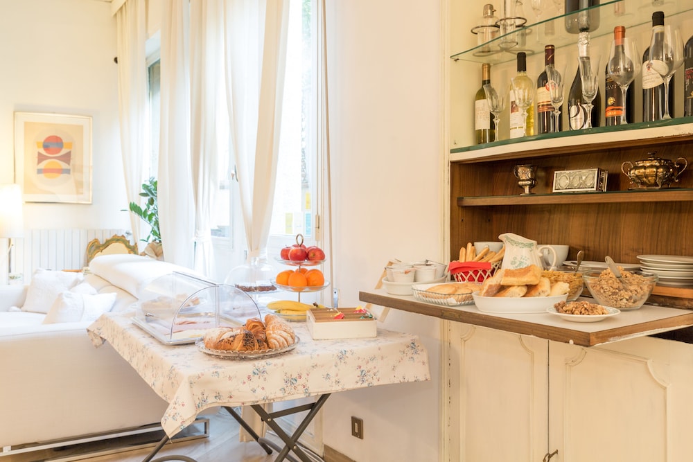 Cristina Rossi Bed and Breakfast 38/50