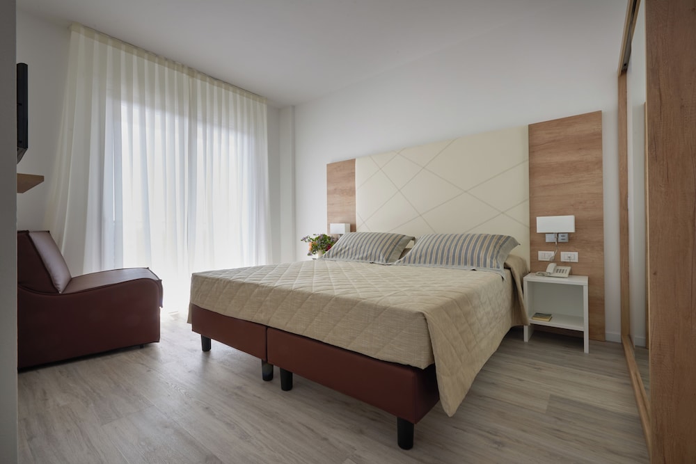 EXCLUSIVE, SUITE, SEA VIEW