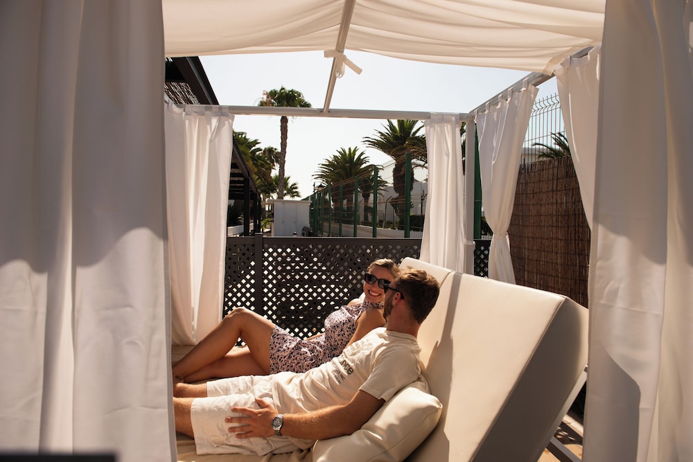 Aequora Lanzarote Suites 37/67