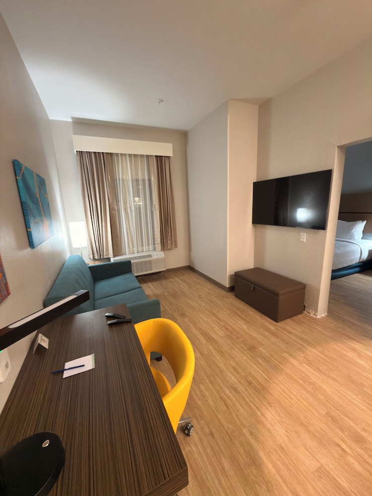 Mainstay Suites - Oklahoma City Airport 42/56