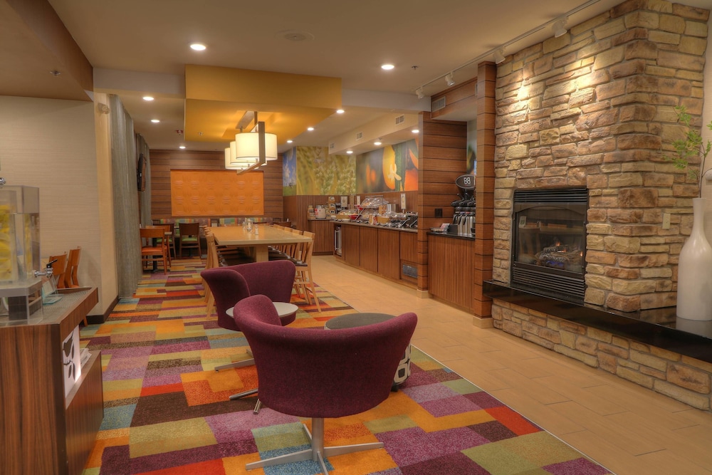 Fairfield By Marriott Mt Pleasant 20/30