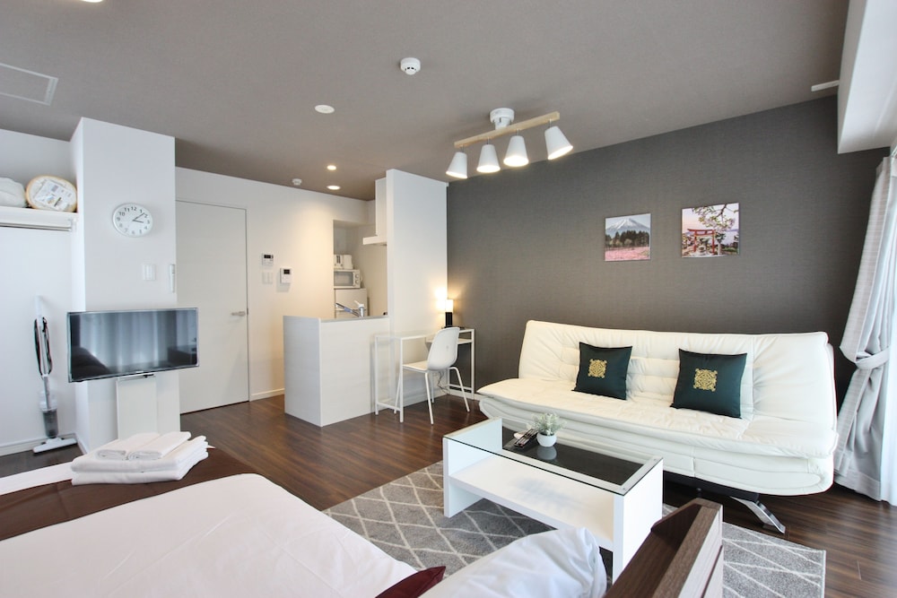 Forest Inn Tenjin Minami 50/60