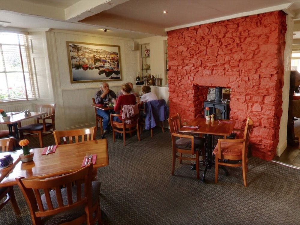 The Weary Ploughman - Inn 22/30