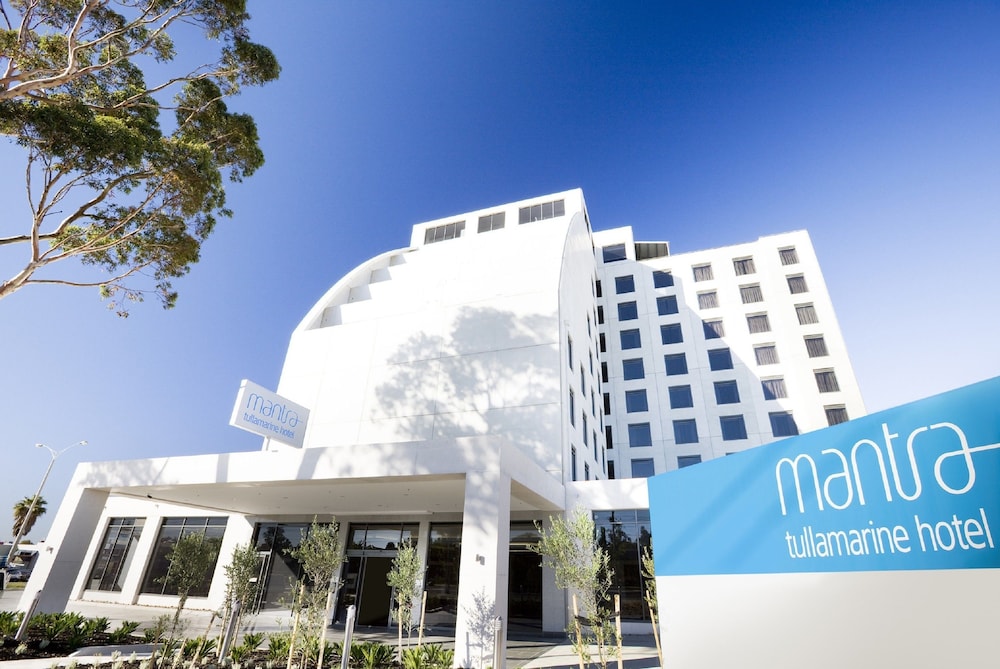 Mantra Melbourne Airport 3/50