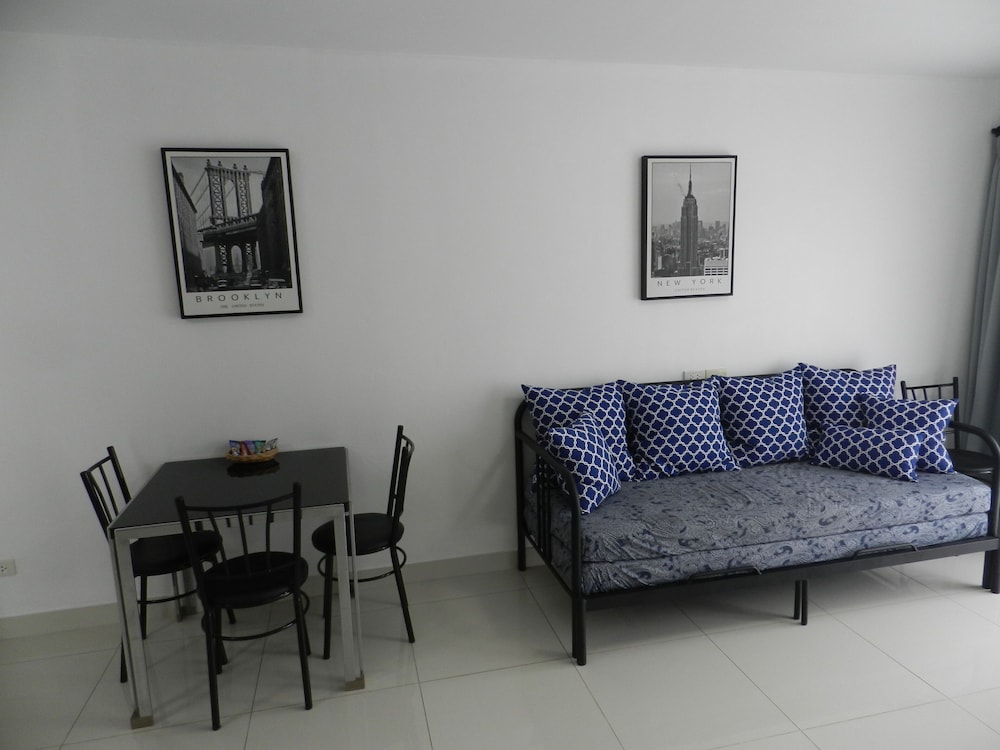 Apartments Alex Group Neocondo Pattaya 76/100
