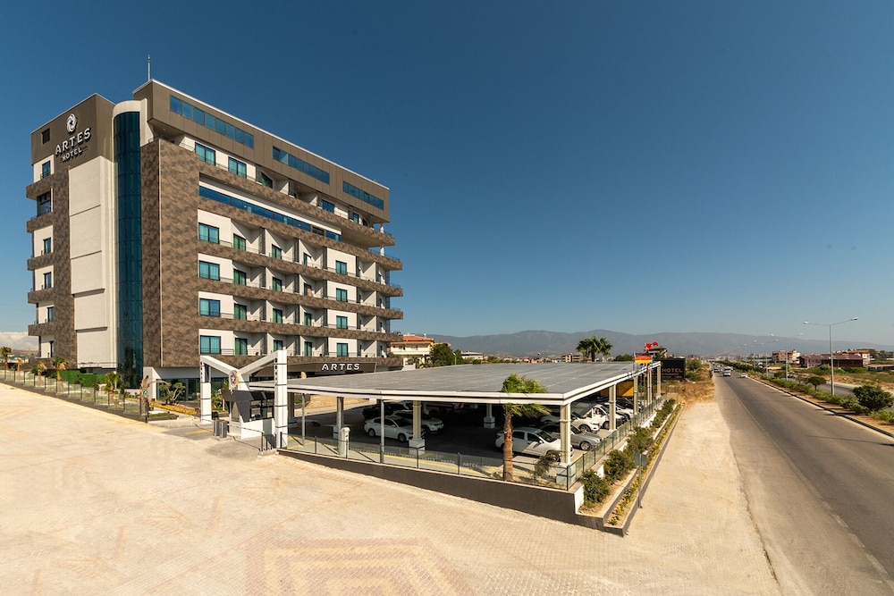 Artes Hotel 6/33