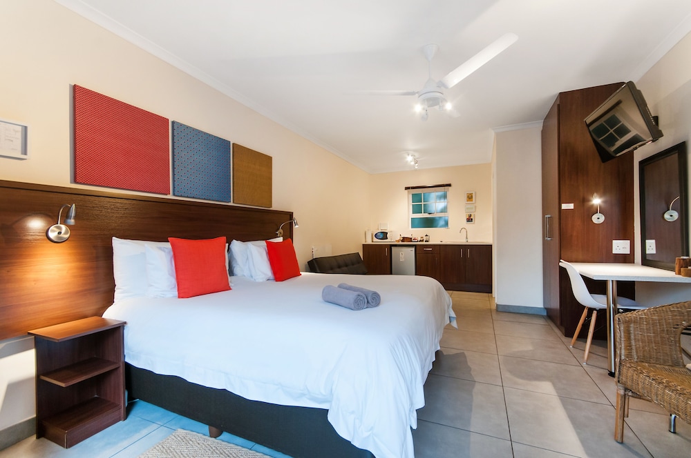Africa Beach B&B 4/31