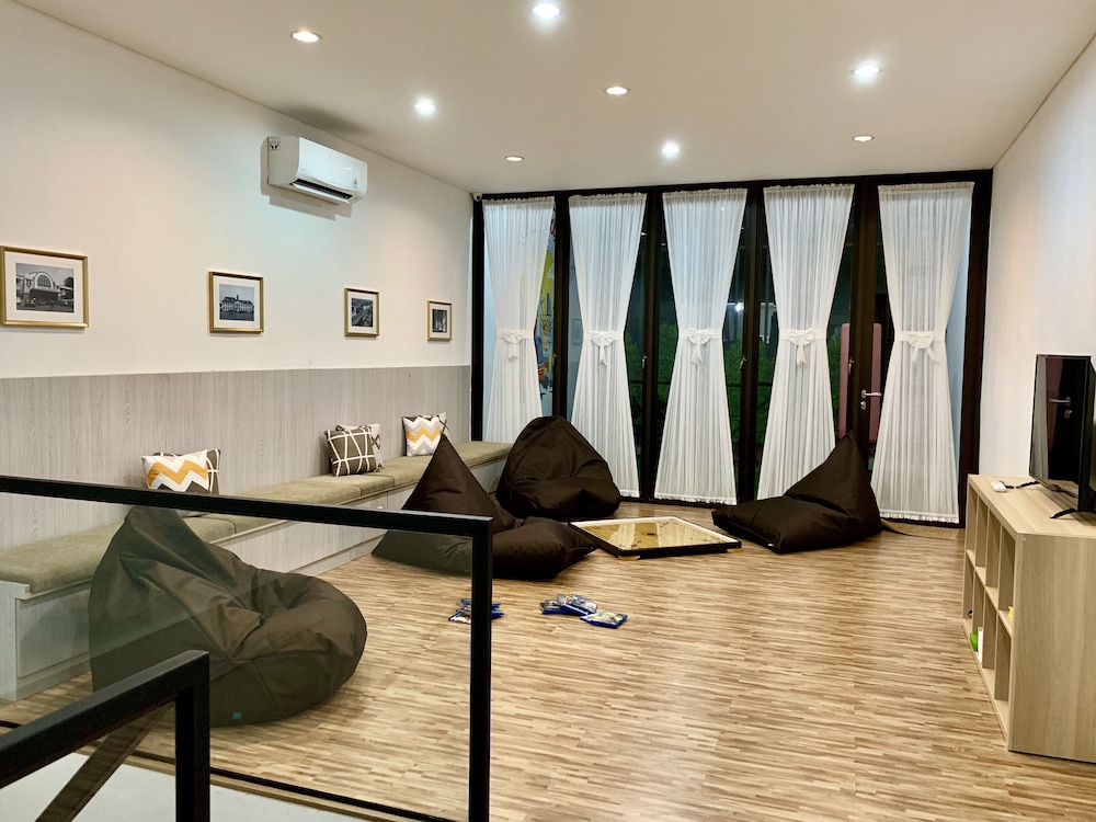 Stay Inn Hostel Jakarta 34/64