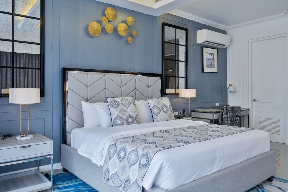 Stonehill Suites 27/65