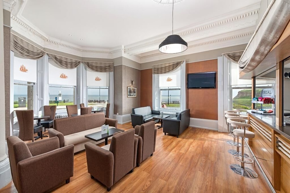 Royal Hotel Whitby 39/61