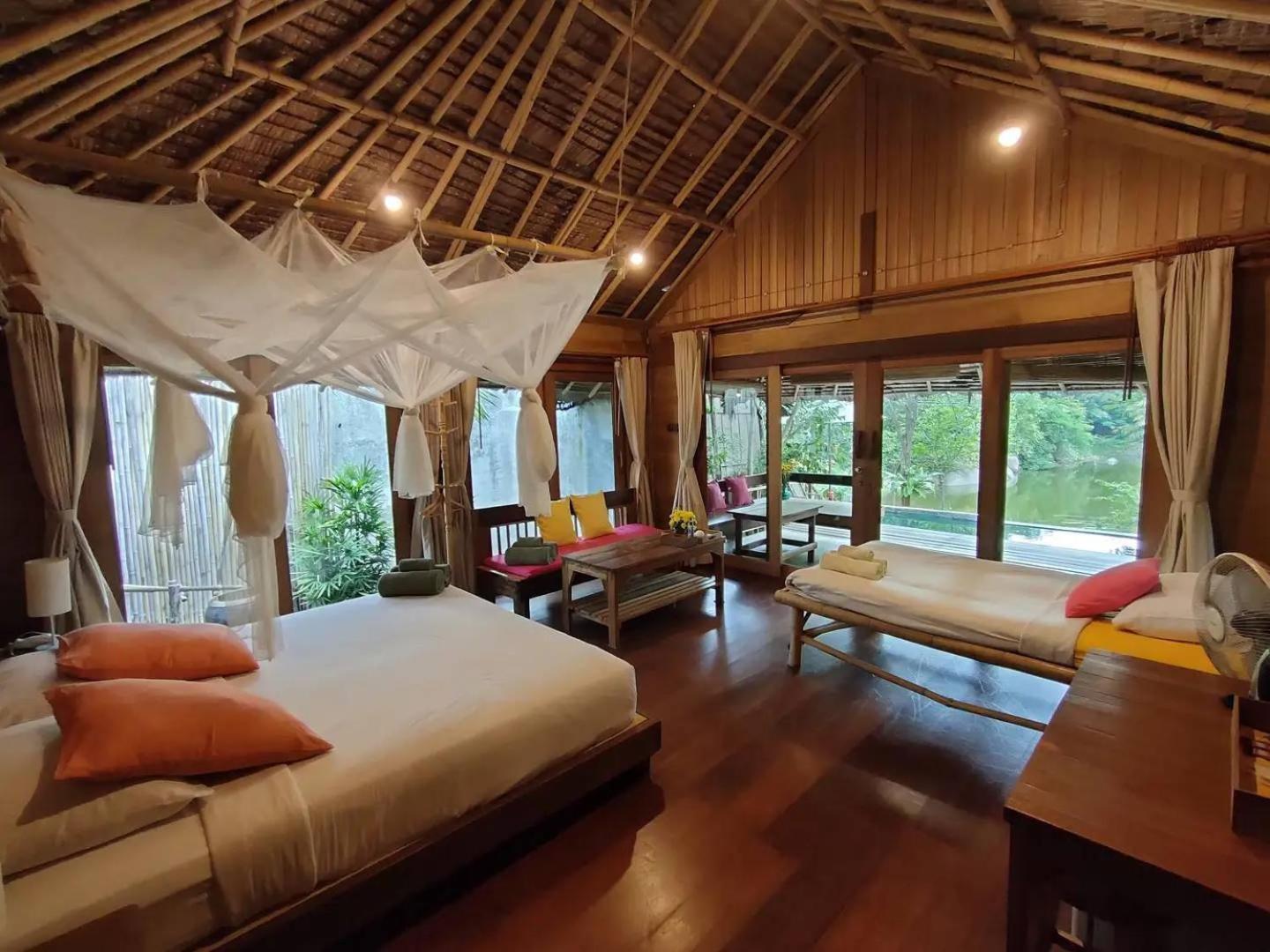 Pool, Sunset, Villa, King Bed, Water Front