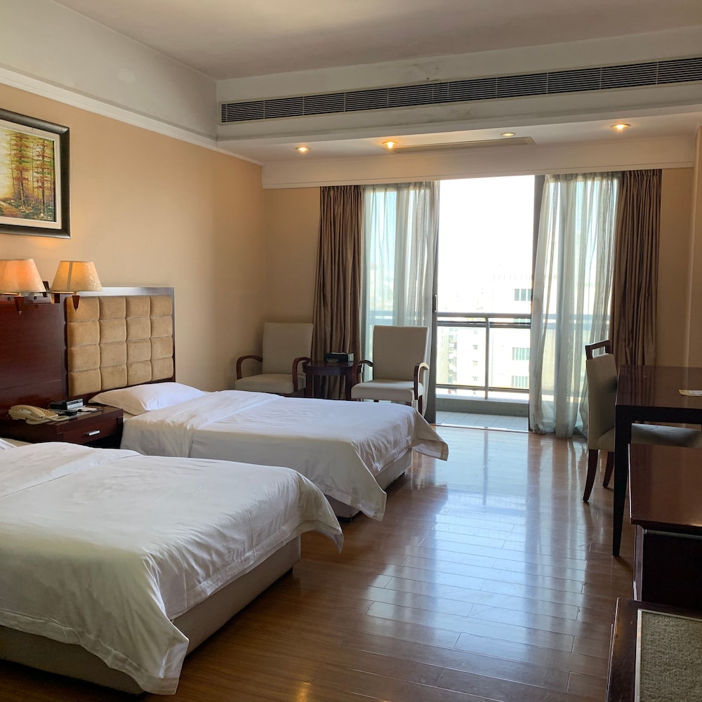 Yinfeng International Apartment 18/50