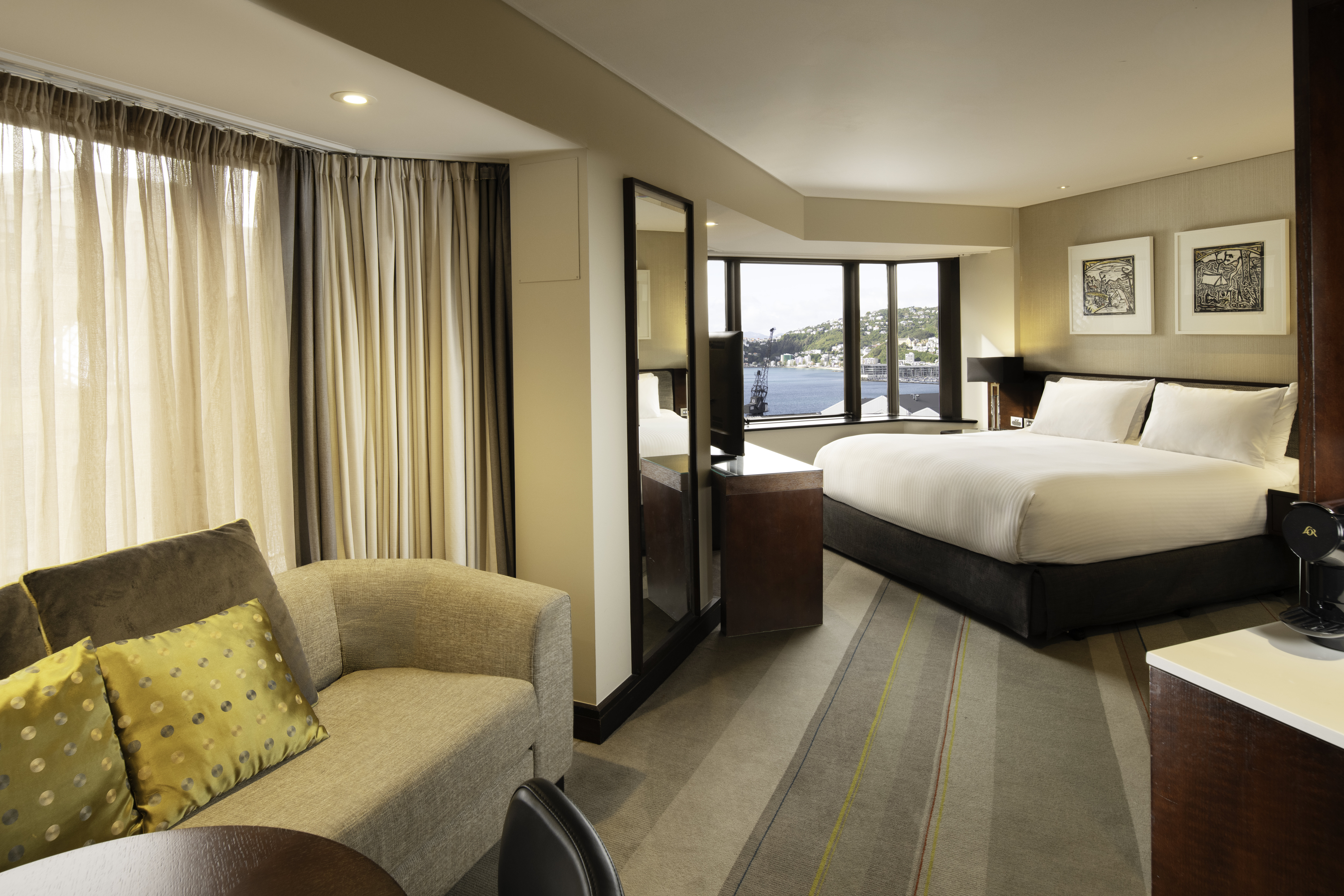 INTERCONTINENTAL WELLINGTON 32/79