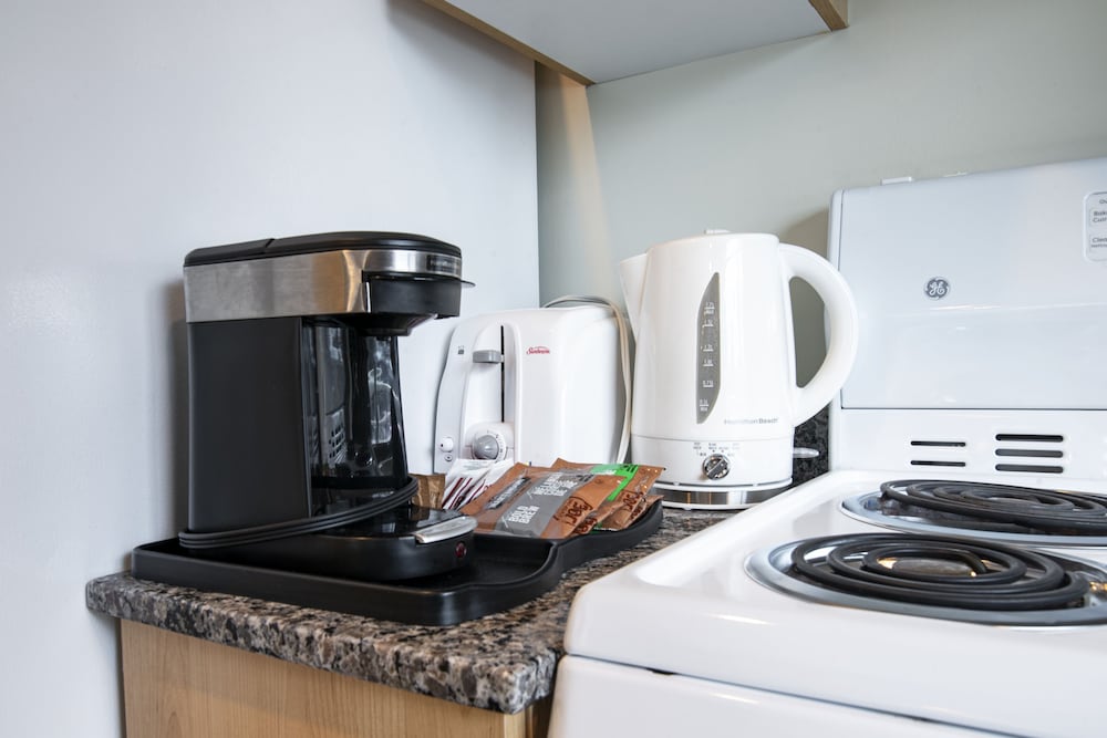 THE BUSINESS INN 31/60