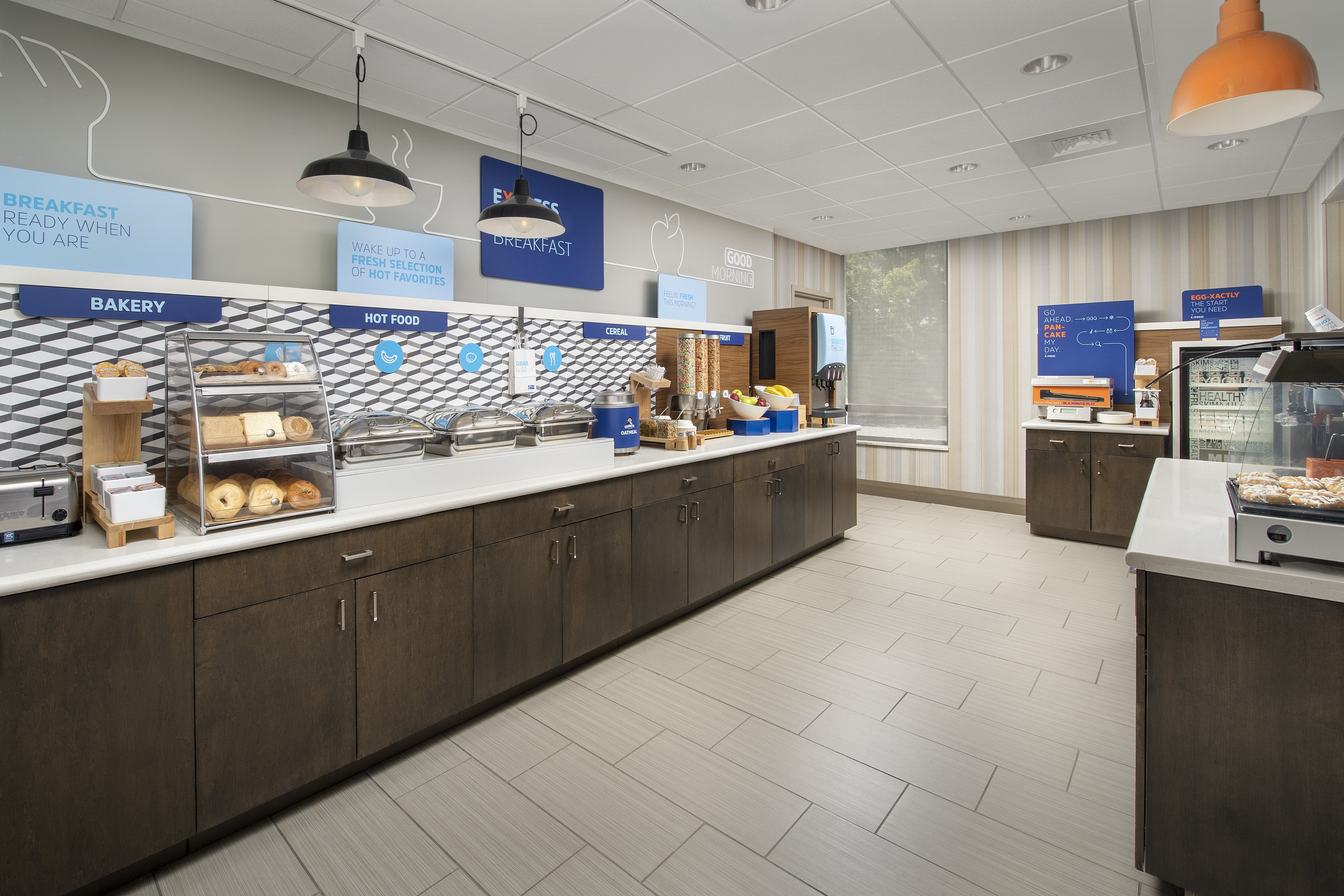 Holiday Inn Express Boston North -Woburn 7/50
