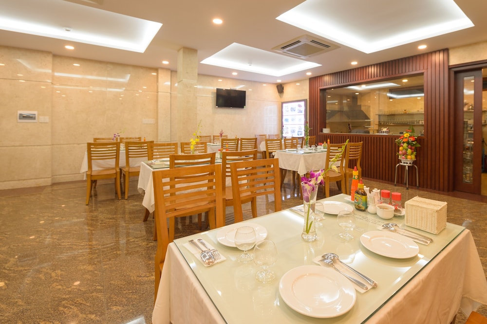 Iris Hotel Danang 26/41