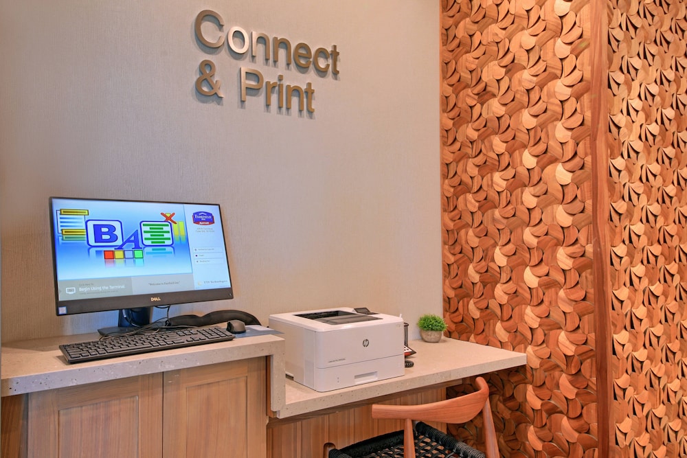 Fairfield Inn And Suites By Marriott Dallas Cedar Hill 31/42
