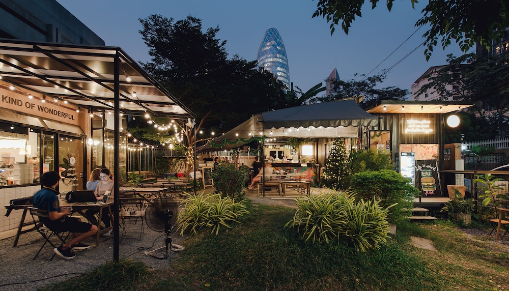 The Yard Hostel 44/50
