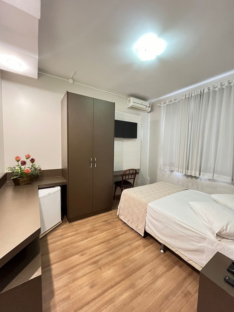 Regente Hotel 12/50