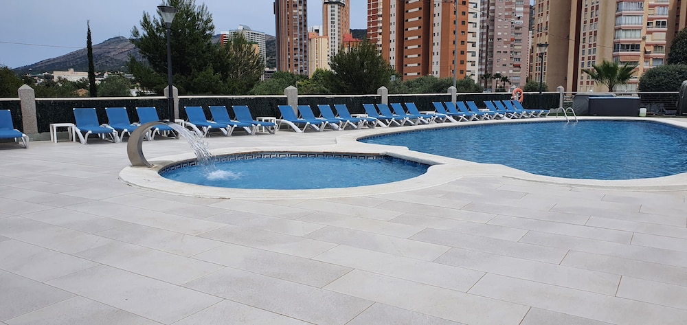 Primavera Loix Apartments 20/24