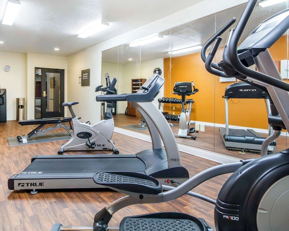 Comfort Suites Ramsey MN 18/31