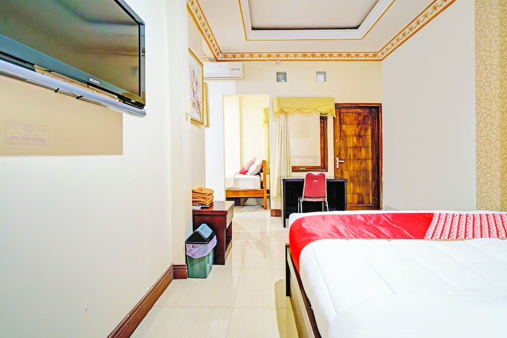 Oyo 230 Maleo Residence 23/55