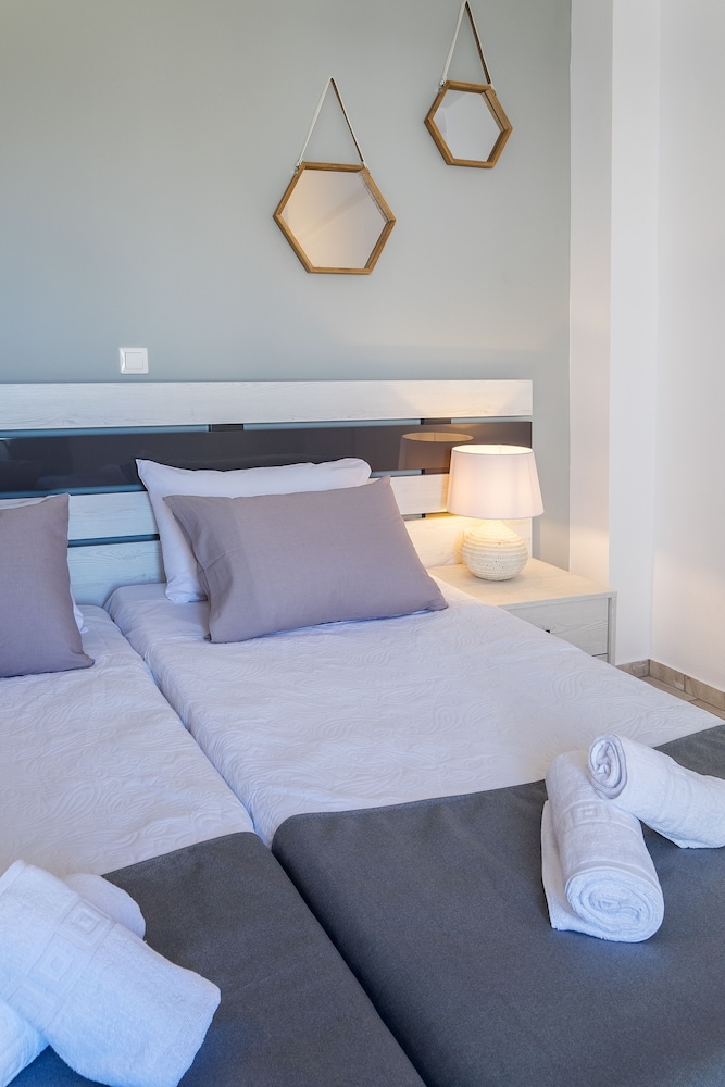 Paros Nereids Villas 13/50