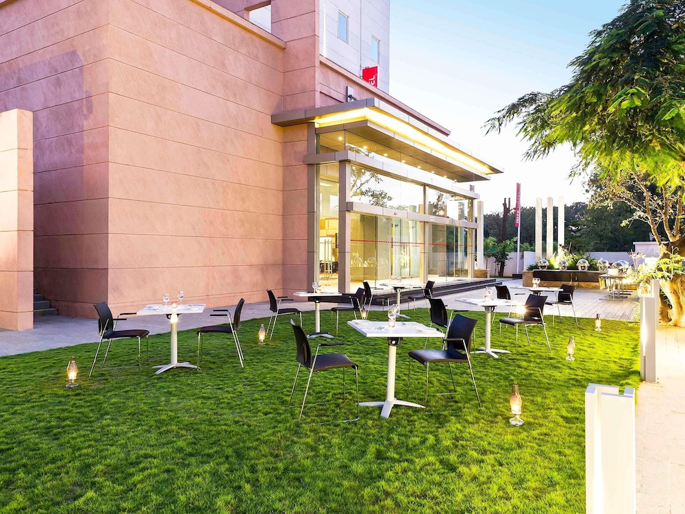 ibis Nashik 67/70