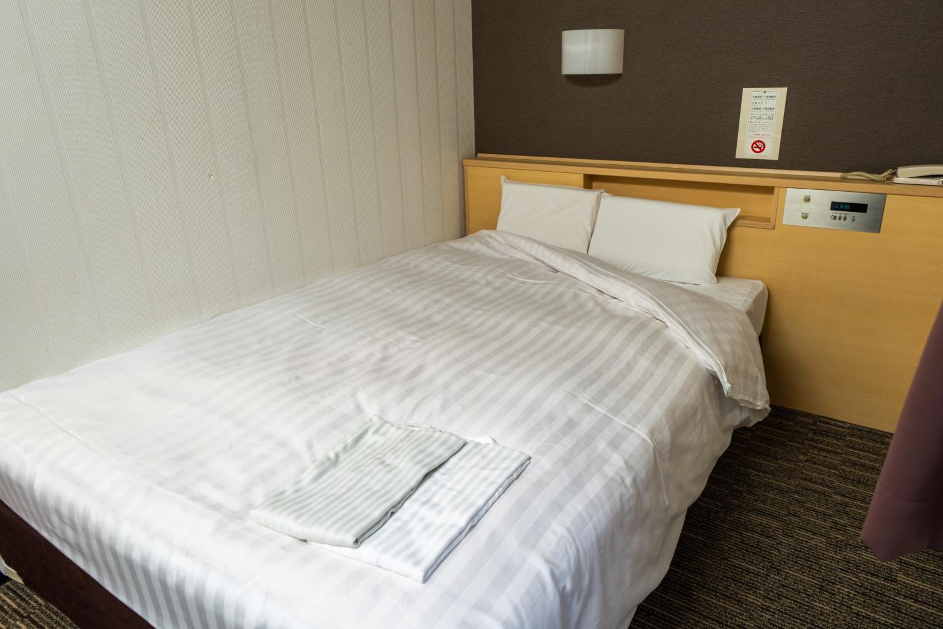Budget, Double Bed