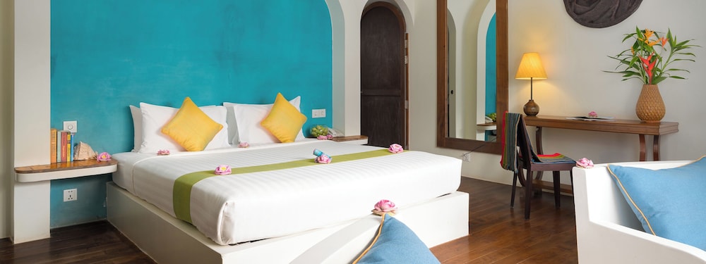 Explorer, King Bed