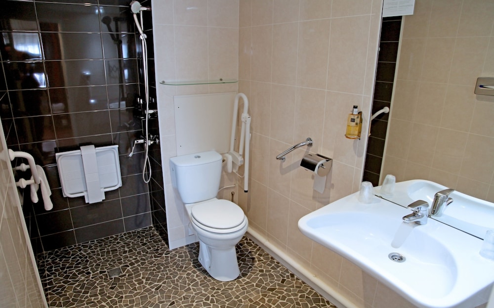 HOTEL CENTER BREST 12/48