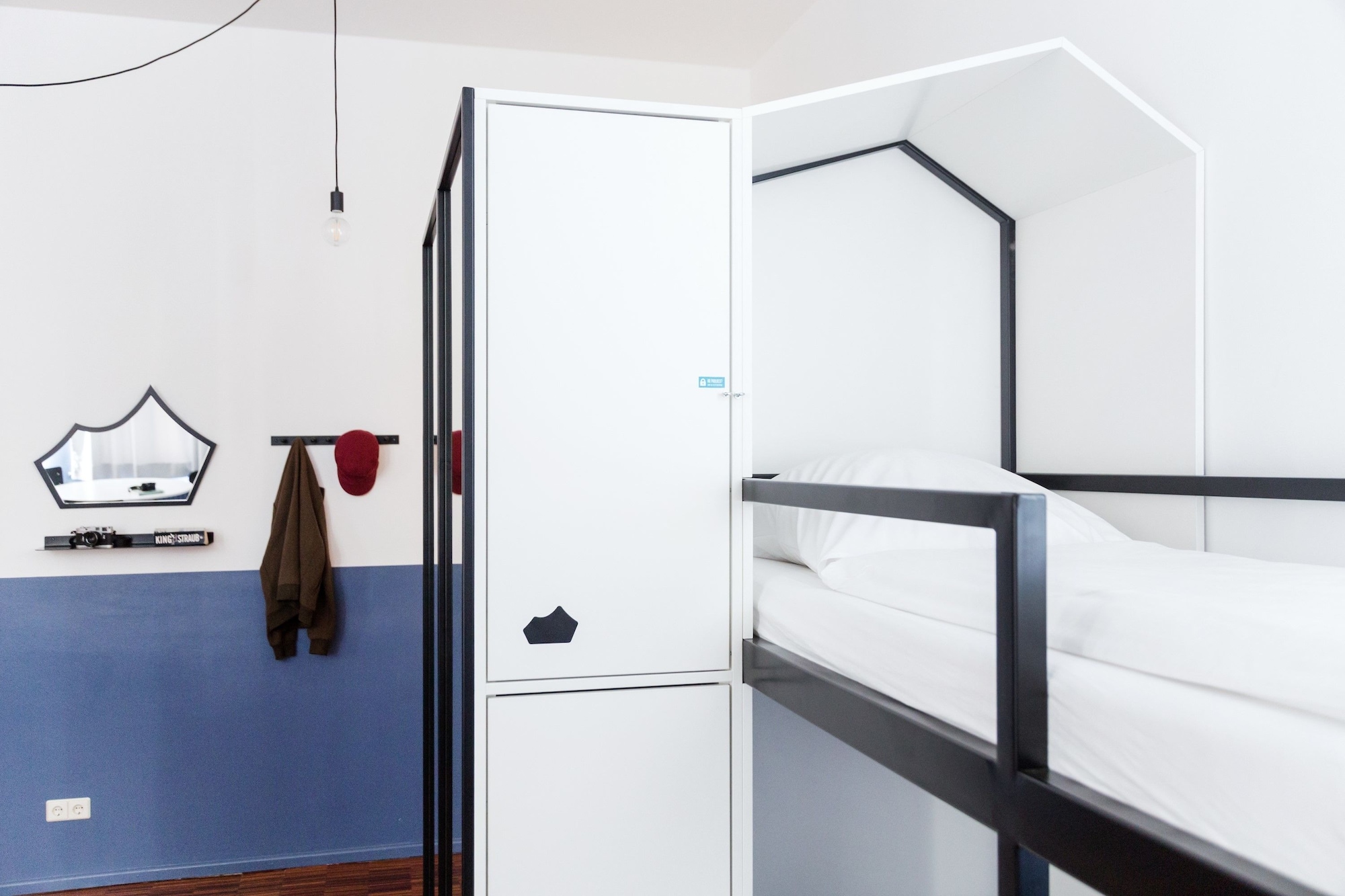 Mixed Dorm, Classic, 6 People, Shared Bathroom، The Circus Hostel 2/3