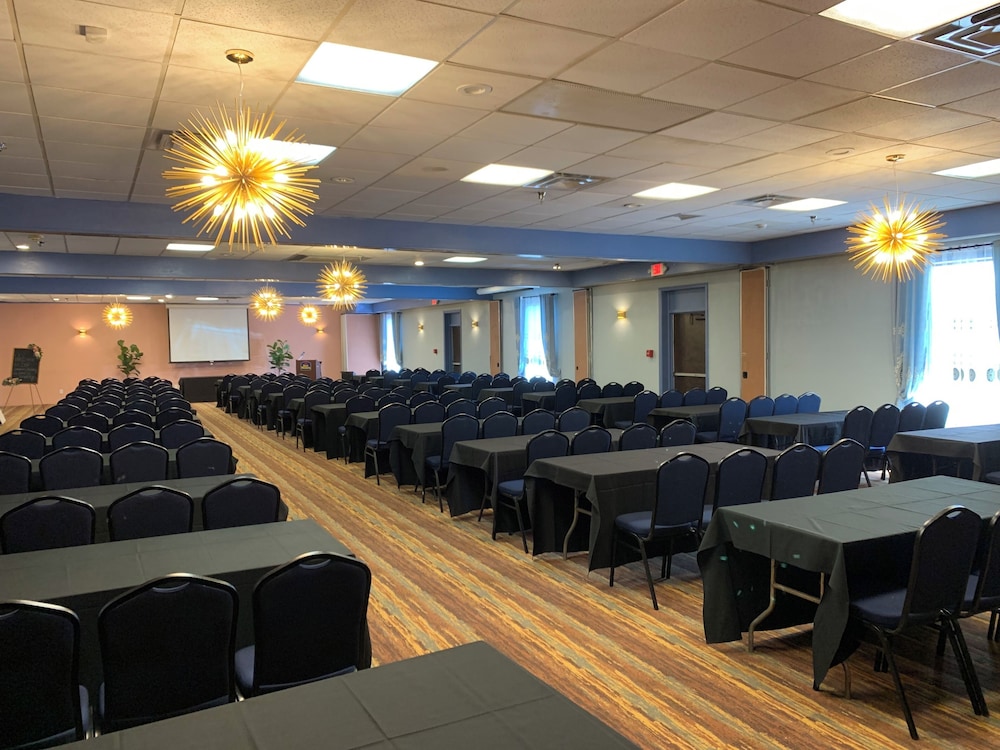 Albany Airport Inn 36/50